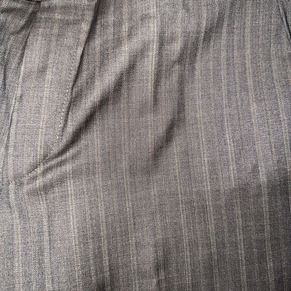 Hugo Boss Super 100s Full Suit - Picture 5 of 13